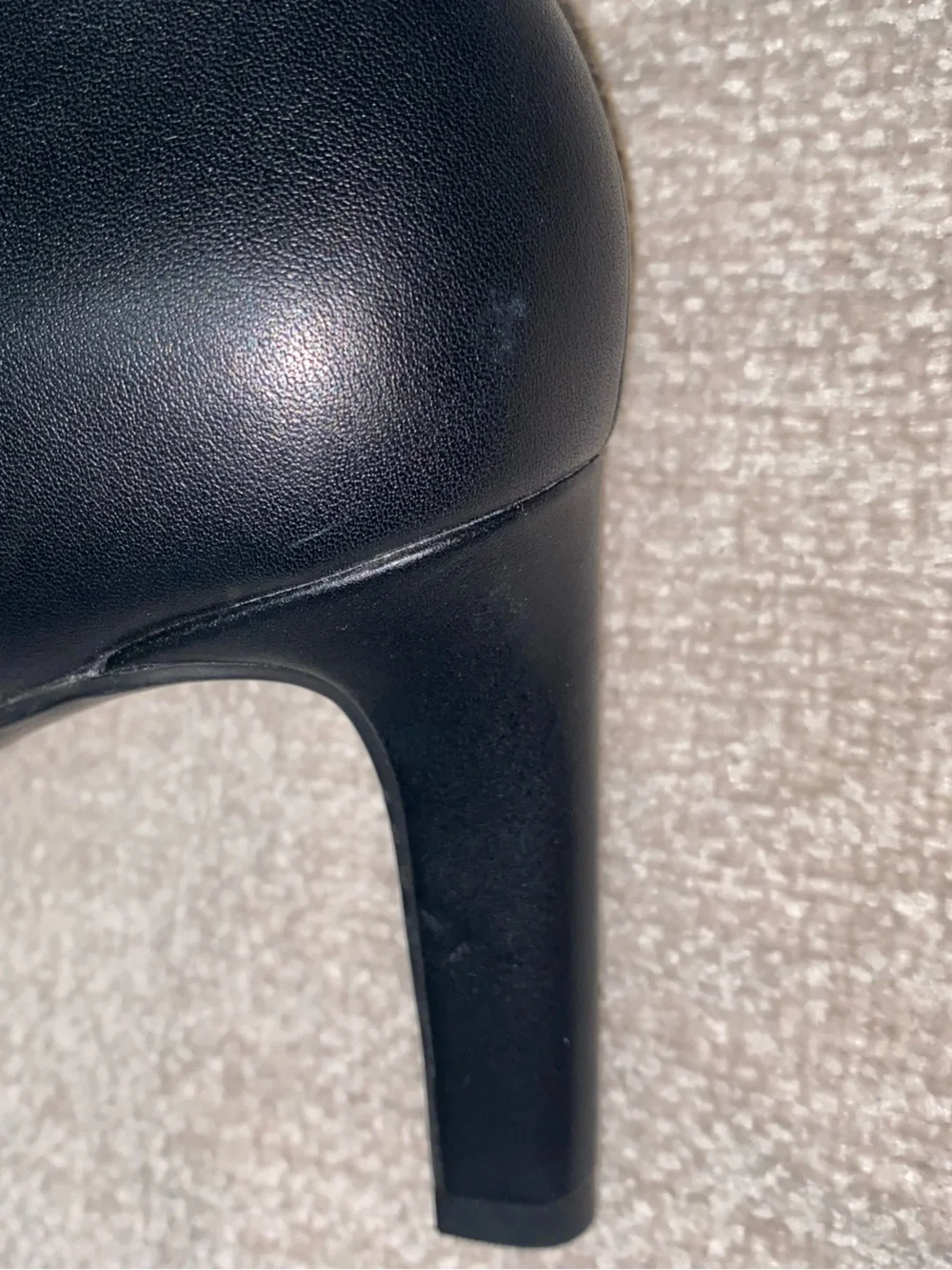 Clarks Ambyr Joy Black Leather Comfort Pumps - Size 9.5 Wide